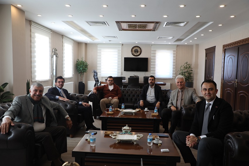 "21. Dönem Batman Milletvekili Fariz Özdemir Kaymakam İmrak’ı makamında ziyaret etti."